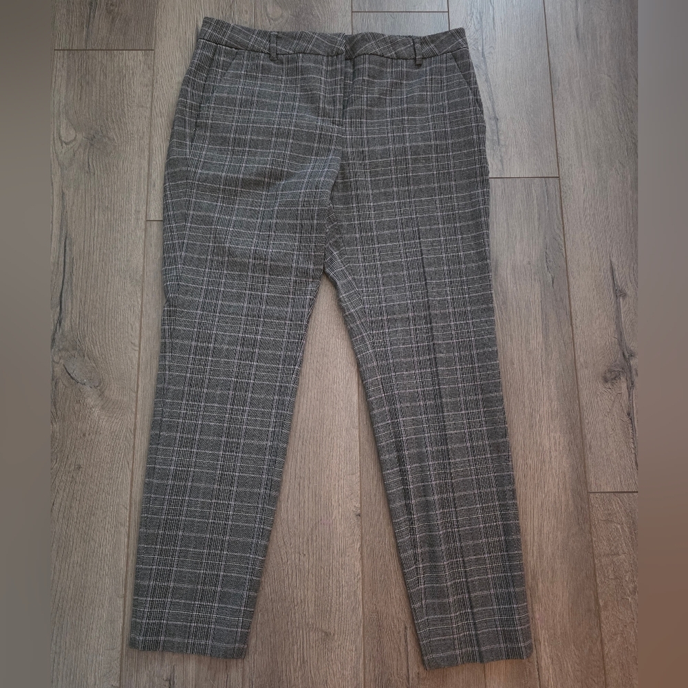 RW&Co - Slim Leg Suiting Pants - Signature Fit - Size 10